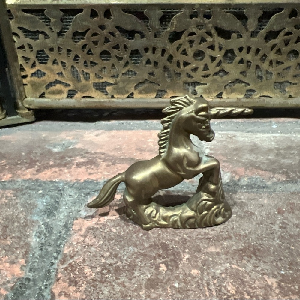 Vintage Solid Brass Unicorn Figurine - Elegant Home Accent/paper weight - Picture 3 of 8